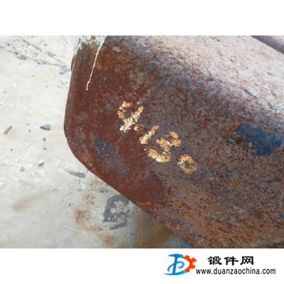 低于市場價(jià)處理一批鋼錠