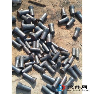 鍛打各種材質(zhì)優(yōu)質(zhì)模具，主營3cr2w8v/h13