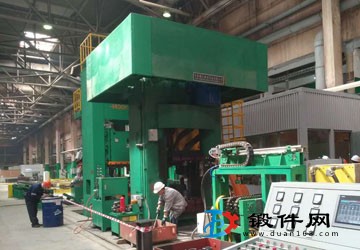 電動螺旋壓力機250噸鍛壓設備環(huán)保設備