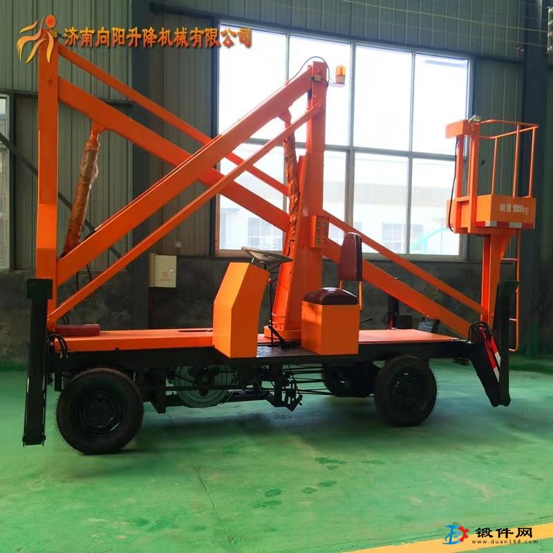 安徽曲臂式升降機(jī)移動(dòng)室外登高車路燈維修車